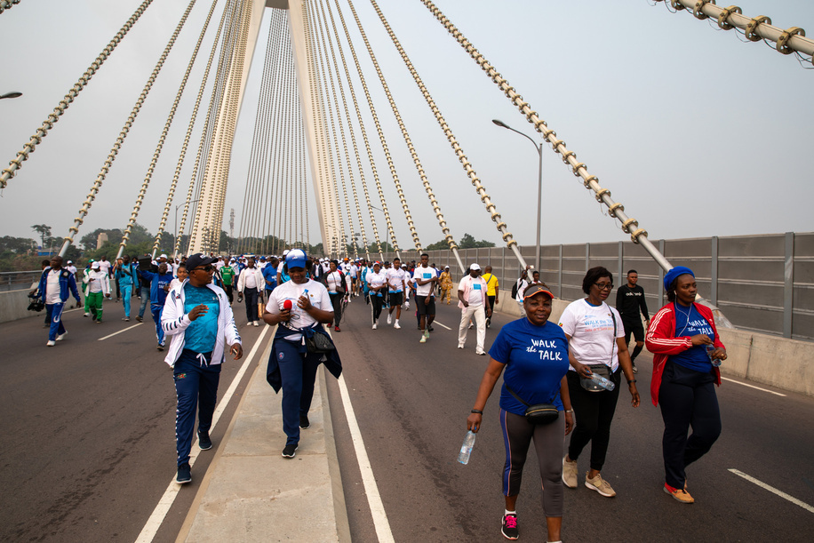 WALK THE TALK, organized in connection with the Sixty-ninth session of the WHO Regional Committee for Africa held in Brazzaville, Republic of the Congo.<br><br>Walk the Talk participants crossing the Pont du 15 Août 1960.